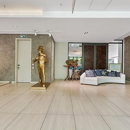 Sandton Skyline Luxury Space Johannesbourg Extérieur photo